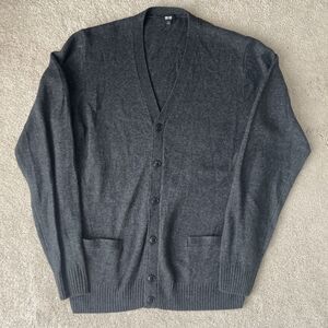 Uniqlo Wool Cardigan Sweater Mens Medium Gray Grandpa Classic V-neck Preppy